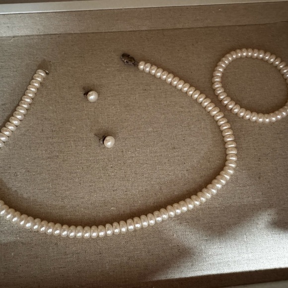 Honora Pearls Full Set - Picture 2 of 6